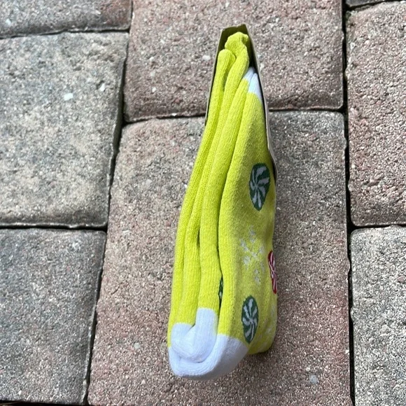 VANS “Off The Wall” Women’s socks
NWT - Picture 10 of 16